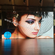 1500cd/m2 Interactive Indoor LED Display with Touchscreen Remote-Controlled