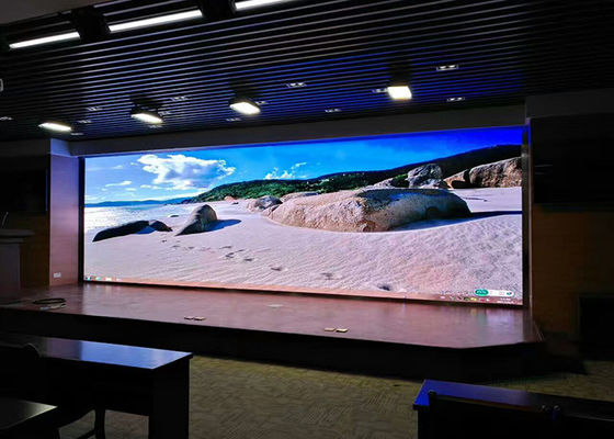 4k Shop Advertising Screens , P1.86 Small Pixel LED Display